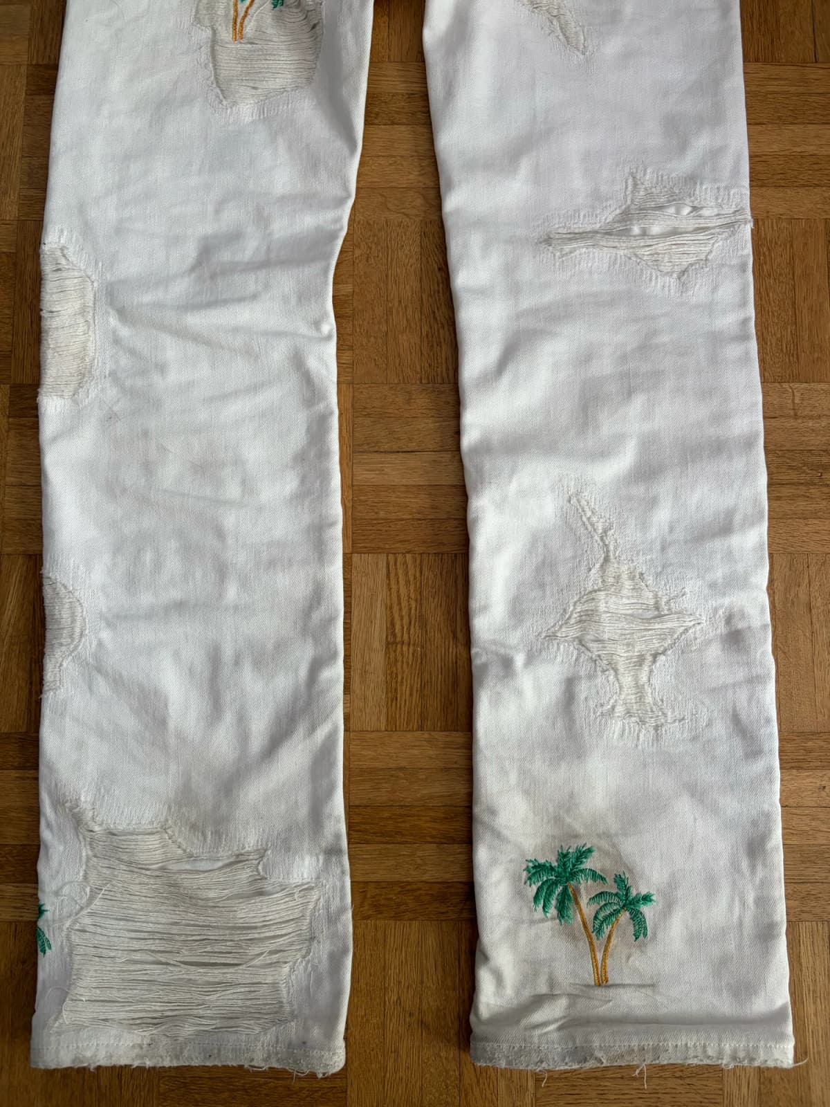 Vlone SS18 Palm Tree Runway Jeans — photo 8